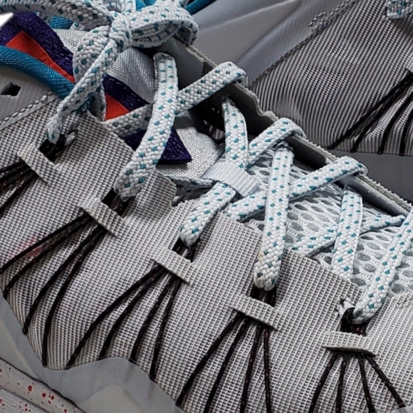 NIKE AIR MAX LEBRON X LOW "AKRON AEROS" METALLIC - Picture 14 of 16